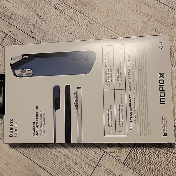 NWT Incipio iPhone Pink Case‎ - Picture 4 of 4